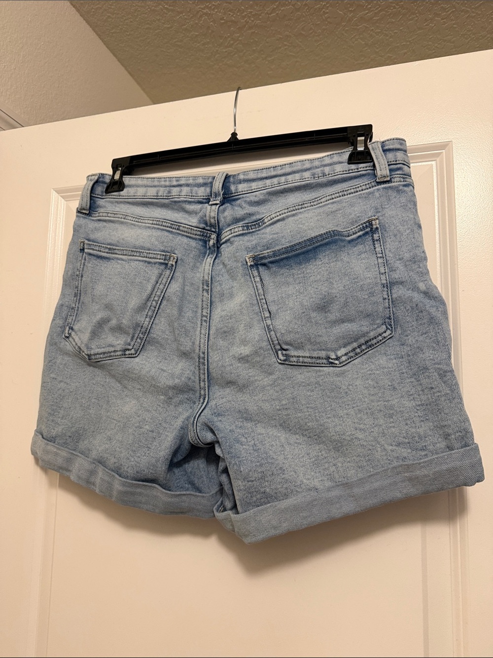 LC Lauren Conrad Light Blue Denim Rolled-Hem Shorts - Picture 2 of 4
